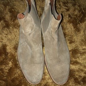 Common projects boots